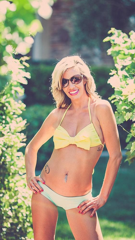 Bikini Girl Wallpapers 12