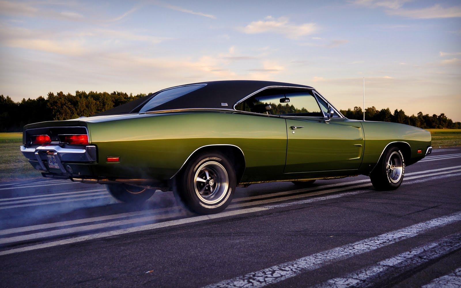 Muscle Cars Race Wallpaper